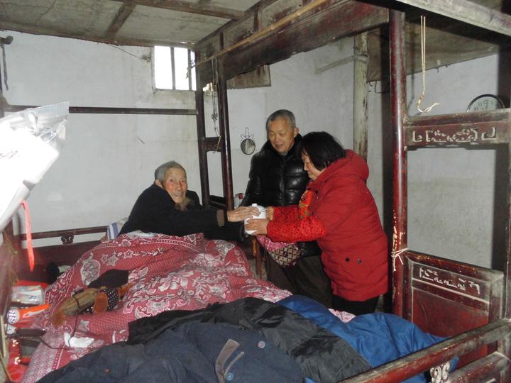 西安市长安区回应“住院老人取暖问题”：已增加被哀愁,哀伤褥及电暖器(图1)
